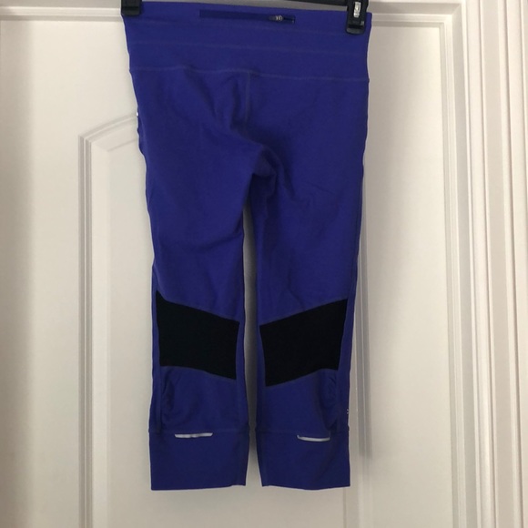 Athleta capri workout pants - Picture 4 of 5